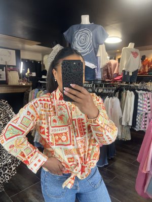 Chemise en coton à motifs orangés et verts