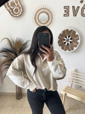 Haut style polo à manches chemise