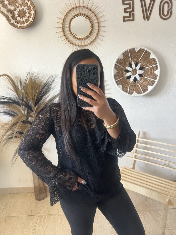 Haut en Dentelle Noire
