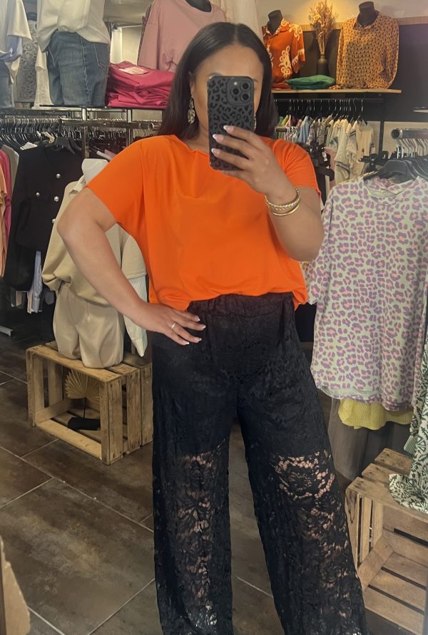 Pantalon large en dentelle noire